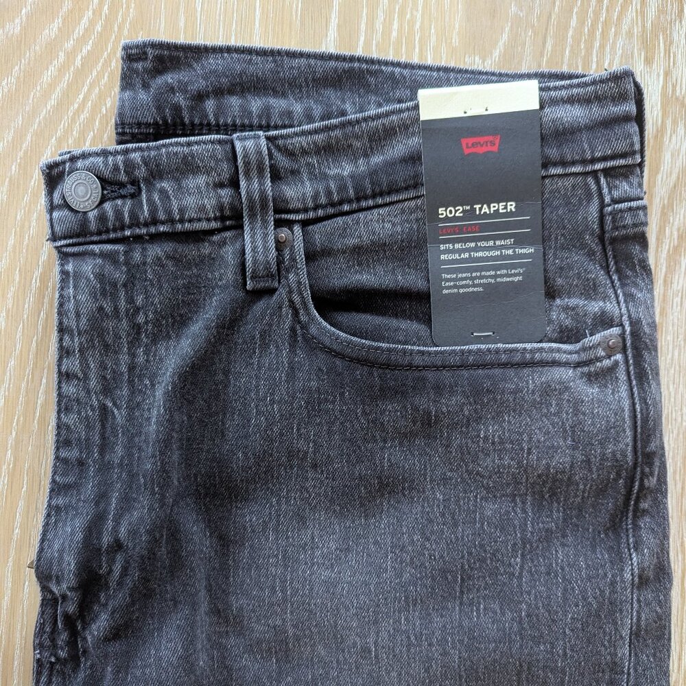 Levi's 502 Taper Gray Premium Jeans 36 x 30